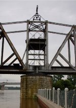 Pivot Span of the Red River Swing Bridge 